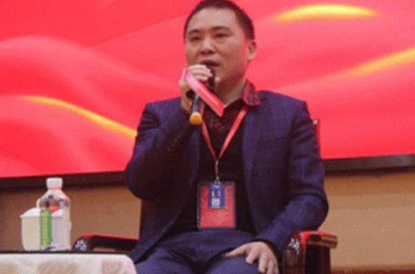 刘金松：将来3年，，，做不到2亿的企业将难以为继！